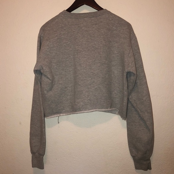 Brandy Melville cropped sweater - Picture 3 of 3